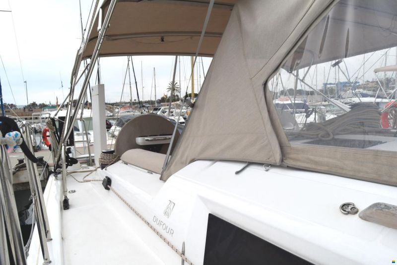Dufour 430