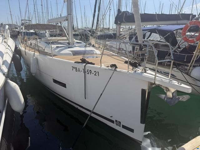Dufour 430