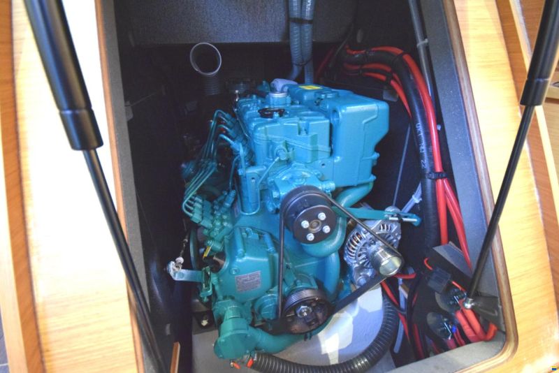 Dufour 430