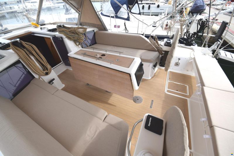 Dufour 430