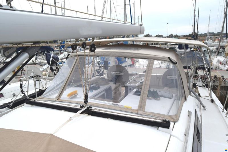 Dufour 430
