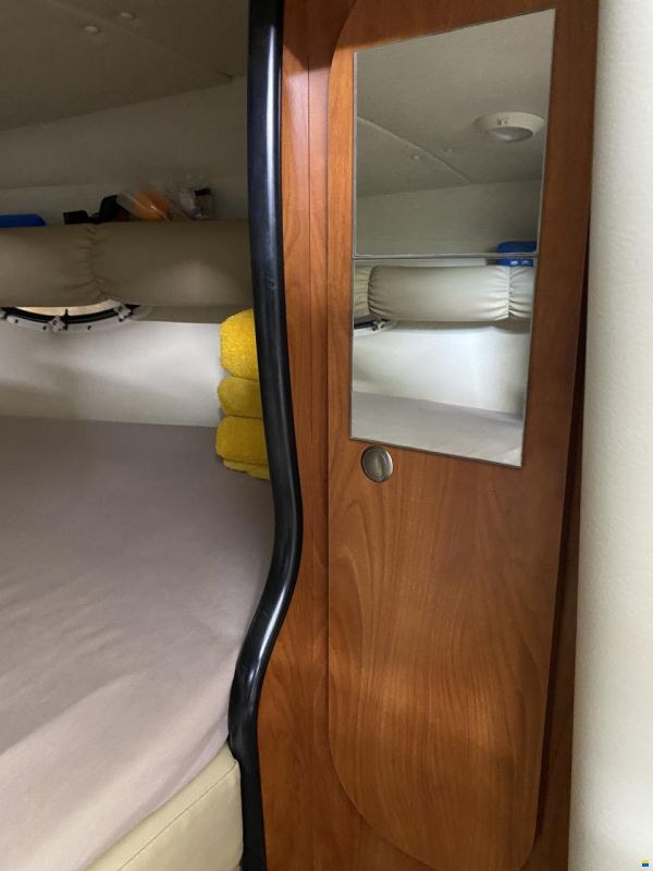 Rinker 262 Captiva Cuddy