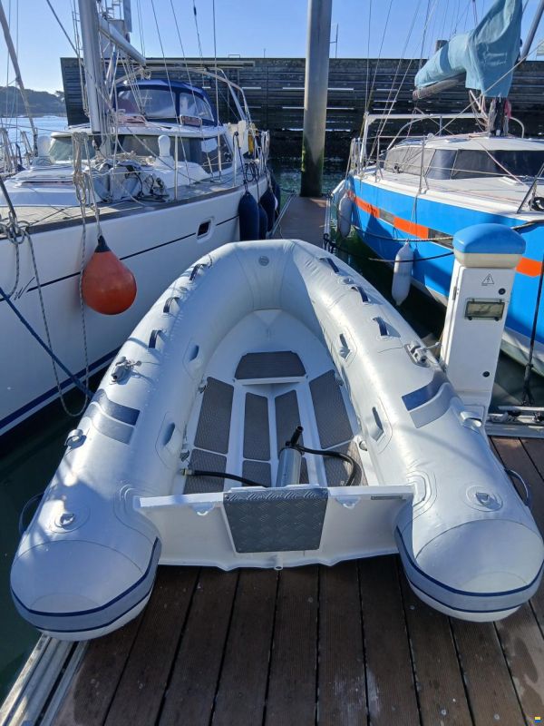 Highfield Ultralite 260