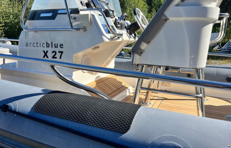 Arctic Blue 27