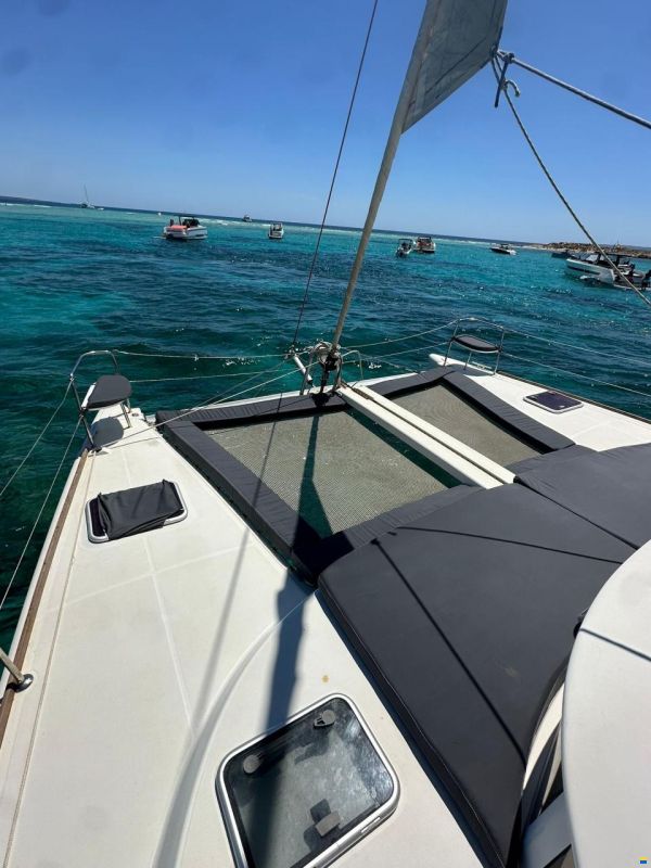Lagoon 38 s2