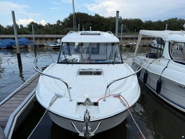 Beneteau Antares 7