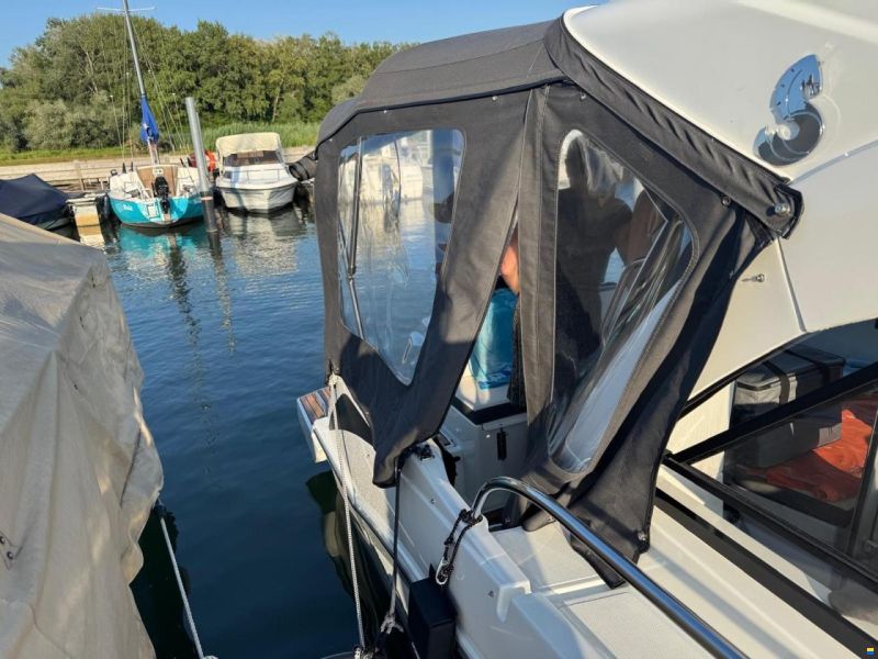 Beneteau Antares 7
