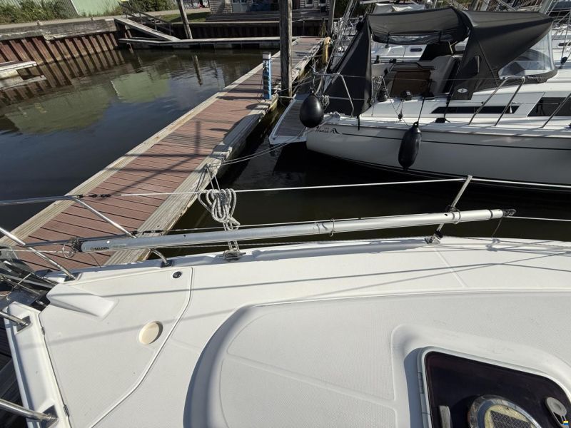 Hunter Legend 33