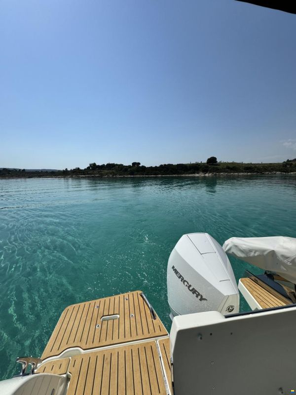 Quicksilver Activ 755 Weekend