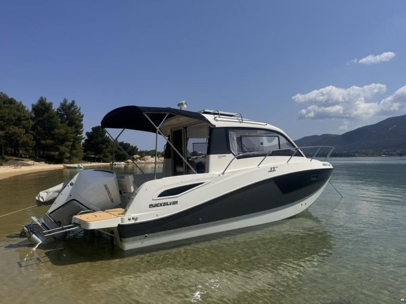 Quicksilver Activ 755 Weekend