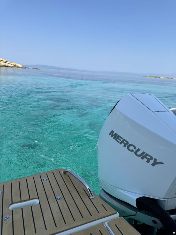 Quicksilver Activ 755 Weekend