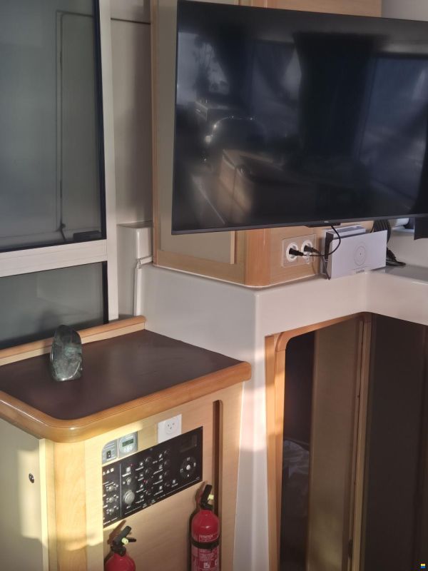 Lagoon 400