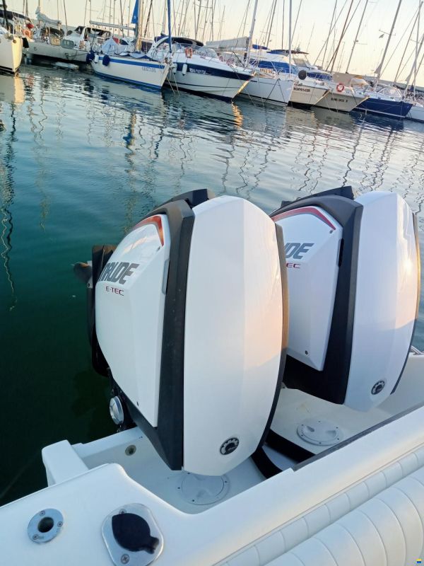 Motori fuoribordo Evinrude G2 cv300ETEC