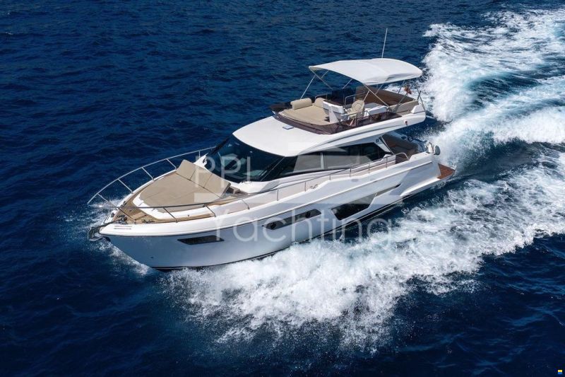 Ferretti 500