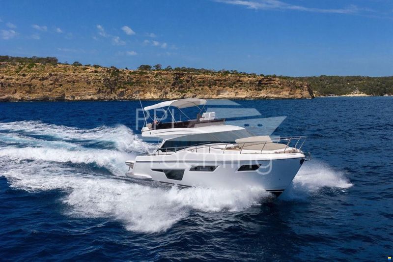 Ferretti 500