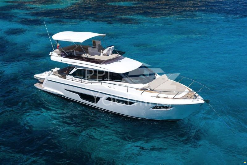 Ferretti 500