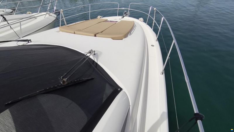 Prestige 42S