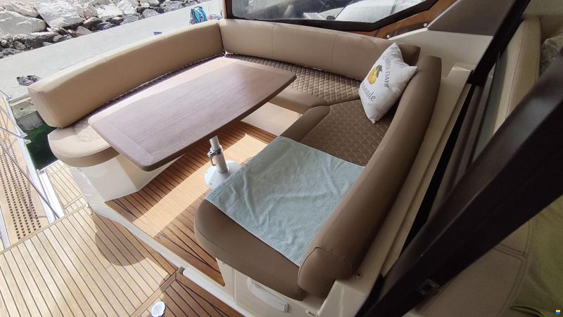 Prestige 42S