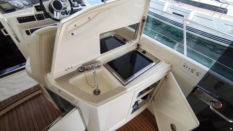 Prestige 42S