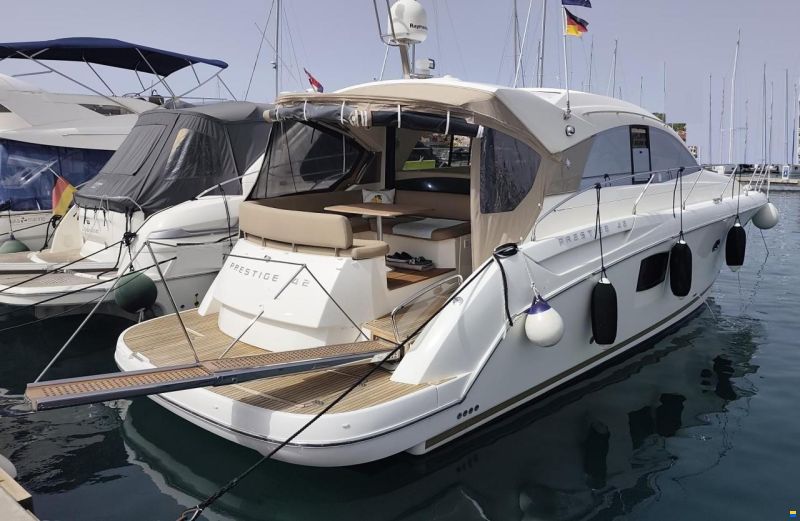 Prestige 42S