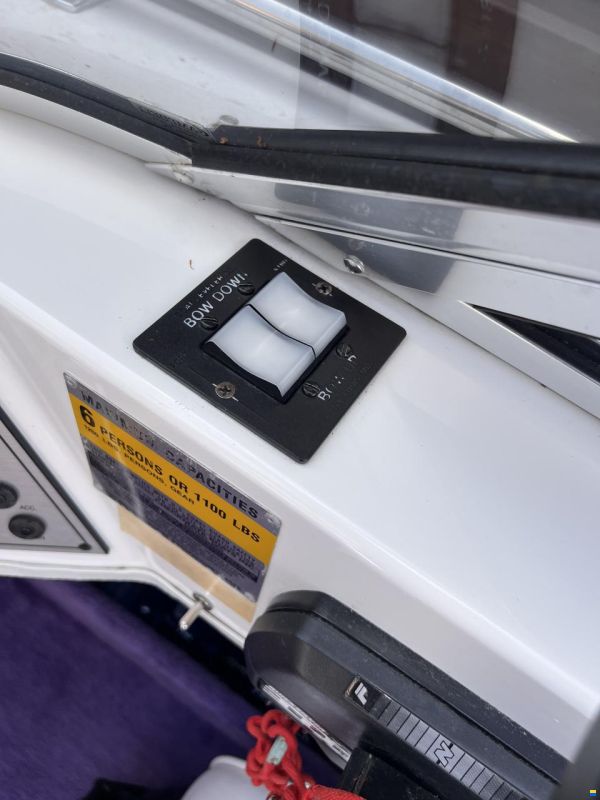 Checkmate Persuader 219