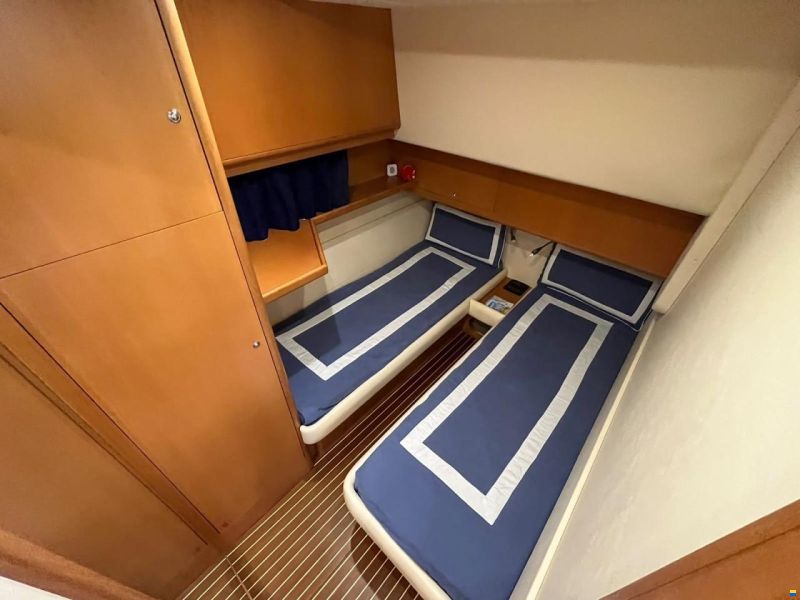 Uniesse 48' Open