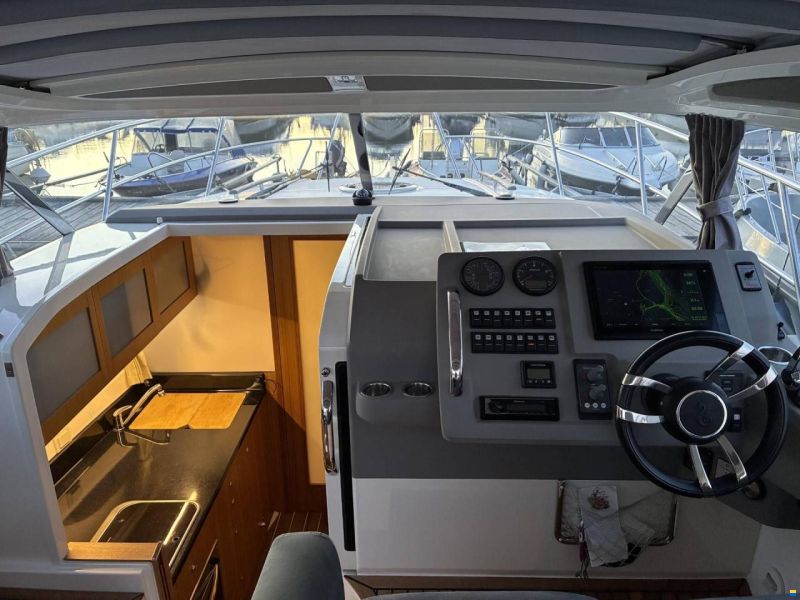 Marex 310 Sucruiser