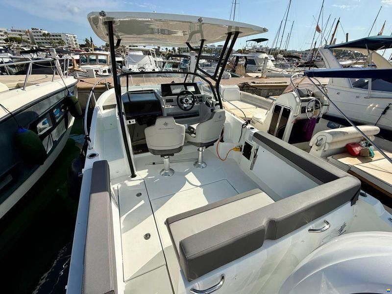 Jeanneau Cap Camarat 7.5 WA