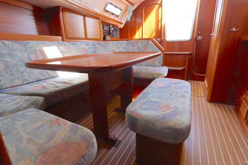 Bavaria 35 Holiday