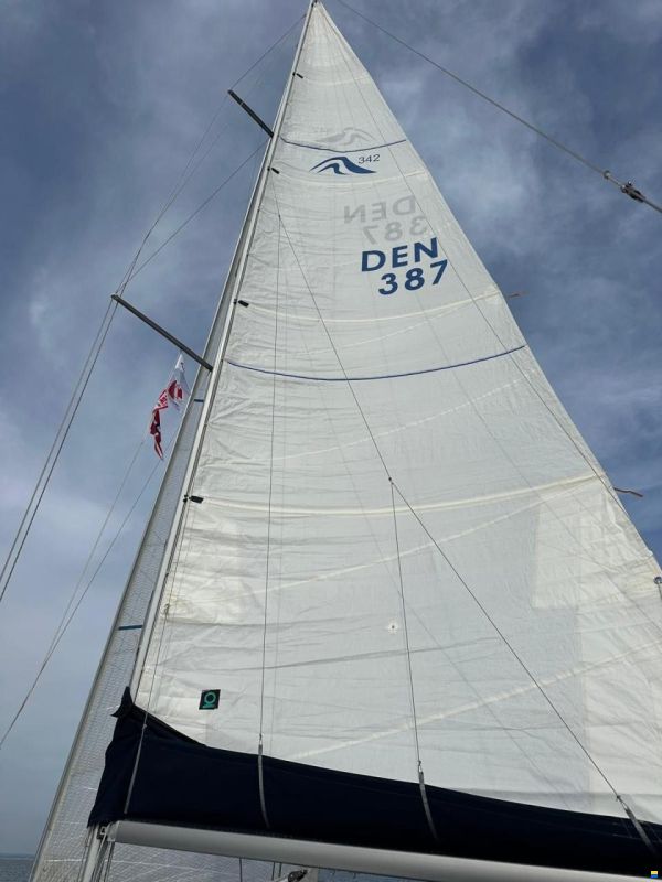 Hanse 342
