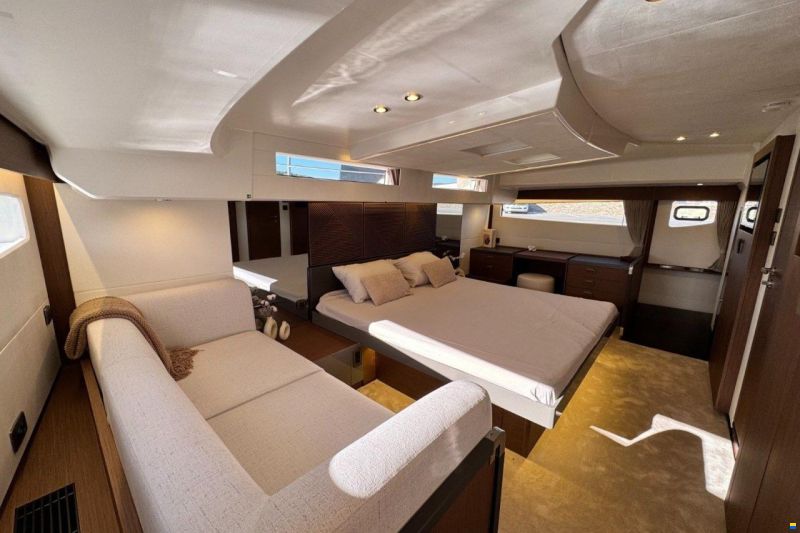 Prestige M48