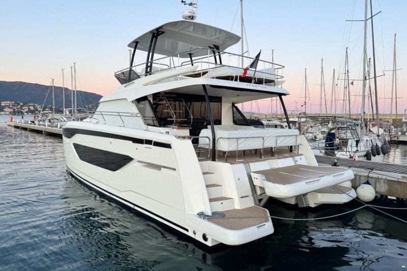 Prestige M48