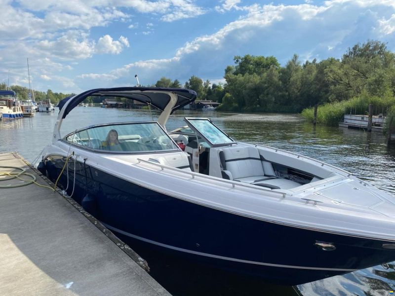 Regal 3200 BOWRIDER