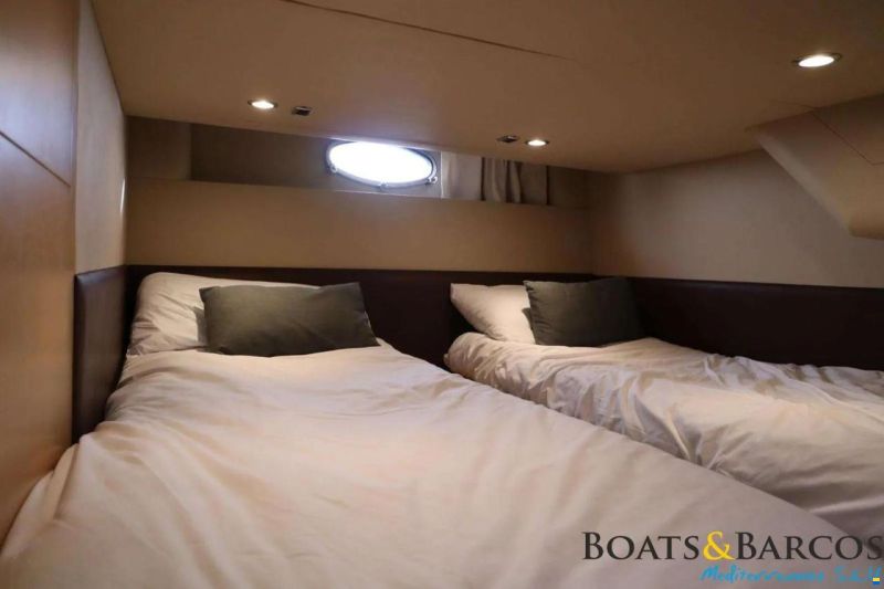 Princess V42