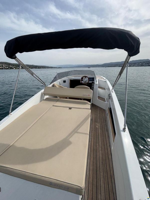 Ganz Boats Ovation 6.8