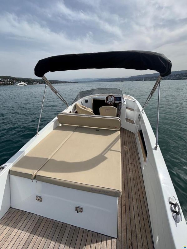 Ganz Boats Ovation 6.8