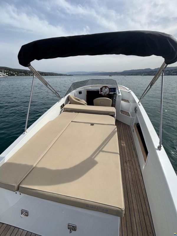 Ganz Boats Ovation 6.8
