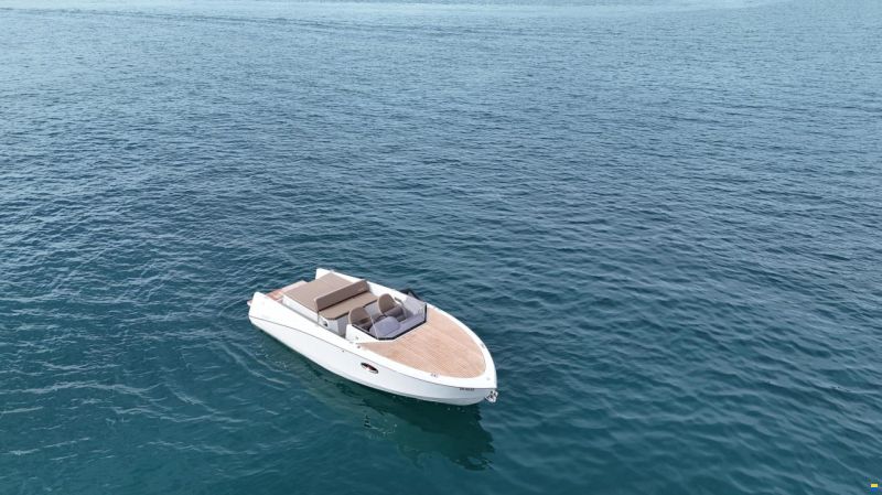 Ganz Boats Ovation 6.8