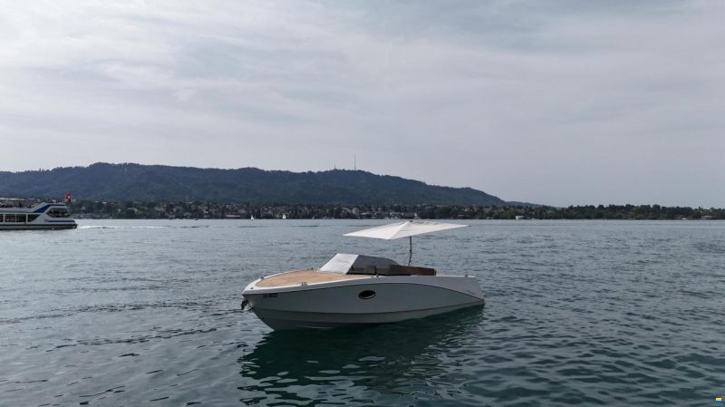 Ganz Boats Ovation 6.8