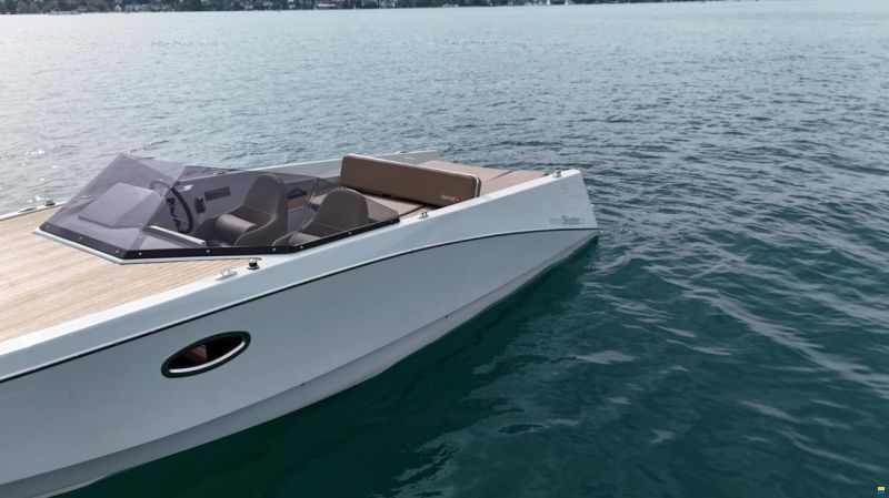 Ganz Boats Ovation 6.8