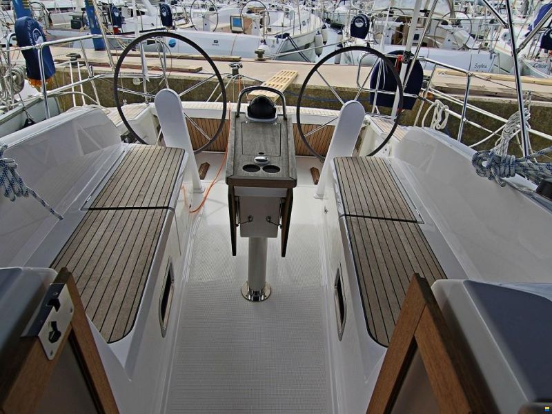 Bavaria 41 Cruiser Basis for negotiation