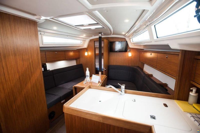 Bavaria 34 Style A/C Basis for negotiation