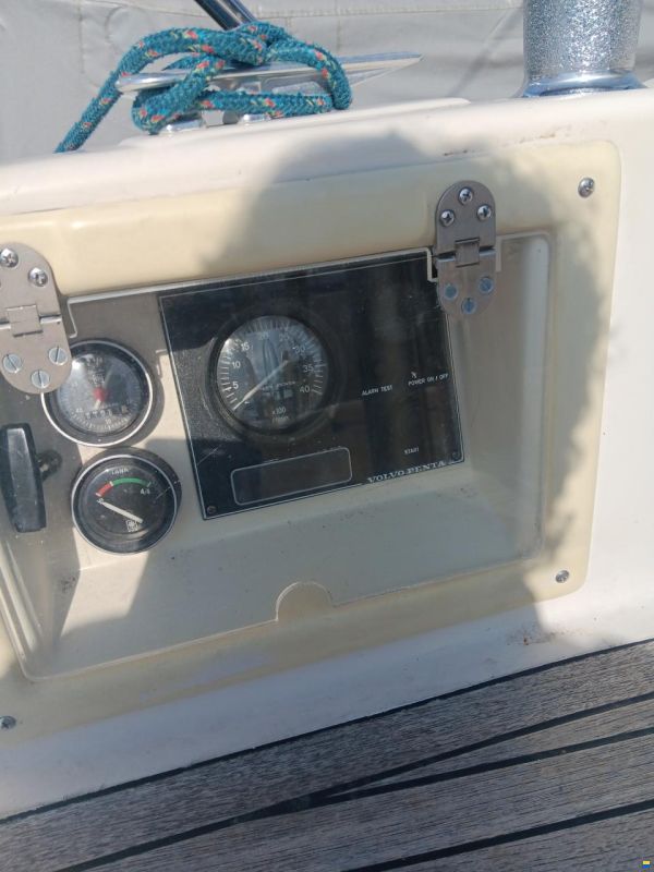 Bavaria 300
