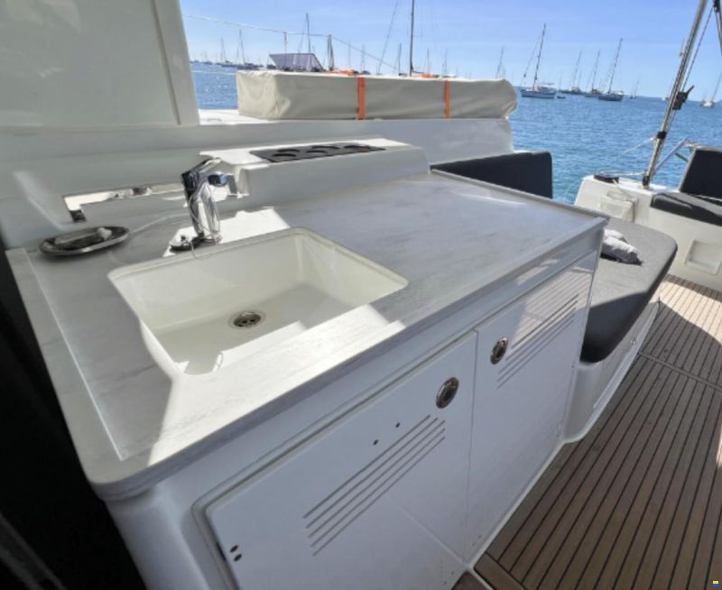Lagoon 46