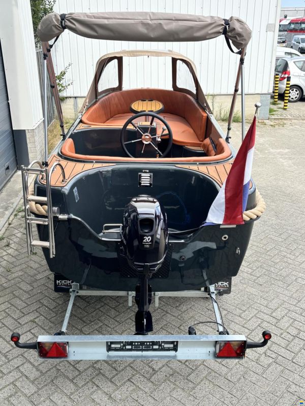 Corsiva 500 New Age Tender