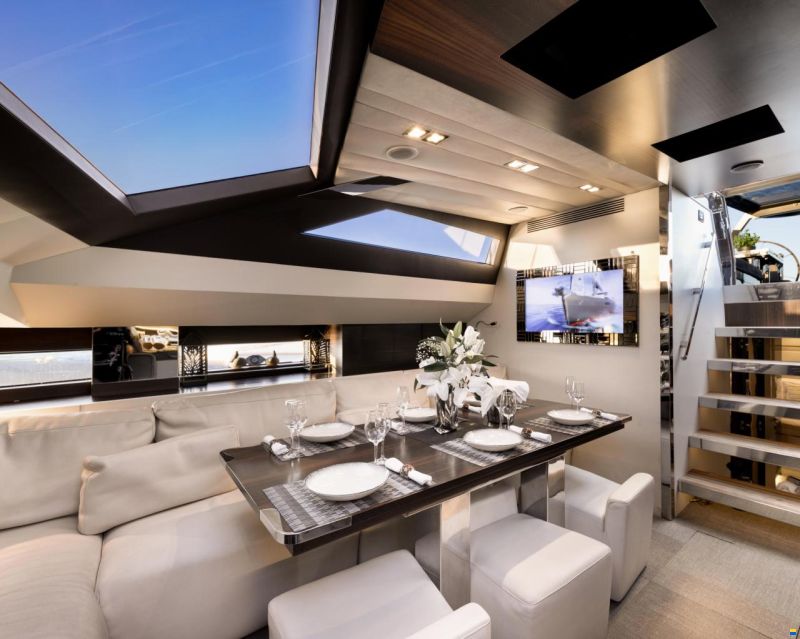 Admiral Yachts Silent 76