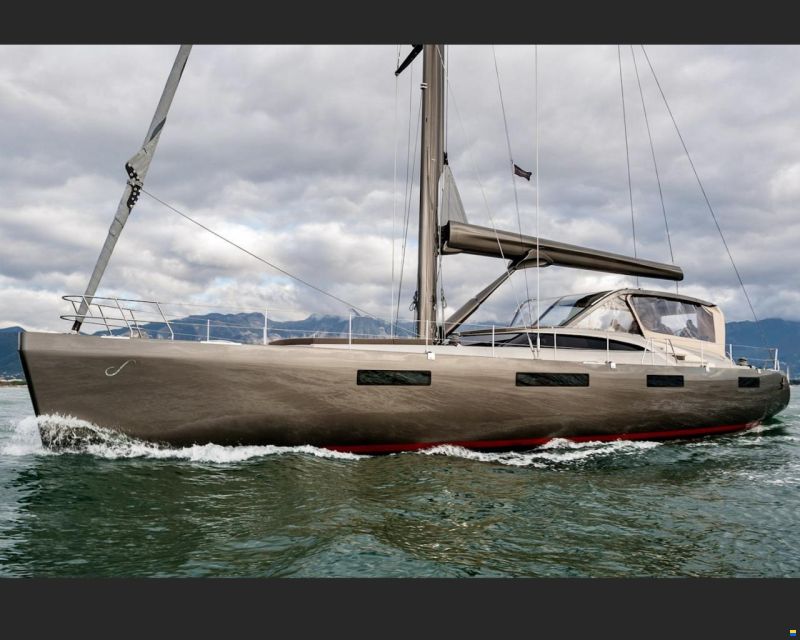 Admiral Yachts Silent 76