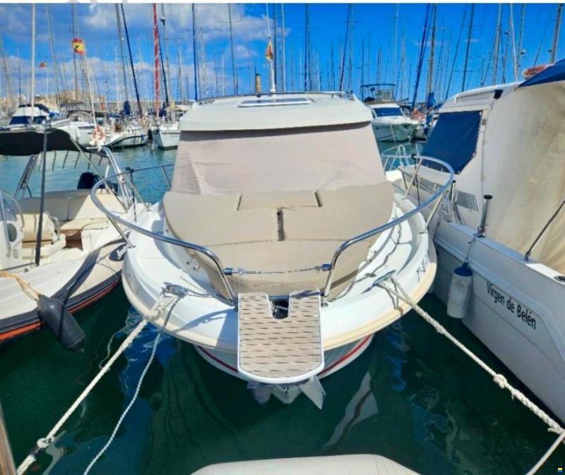 Beneteau Antares 780