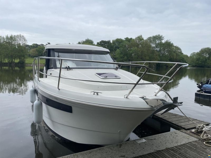 Jeanneau Merry Fisher 885