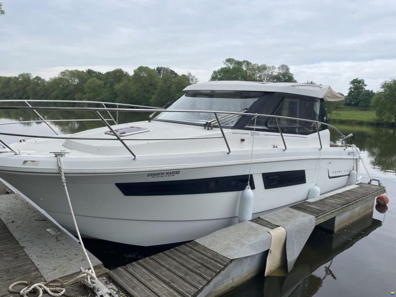 Jeanneau Merry Fisher 885
